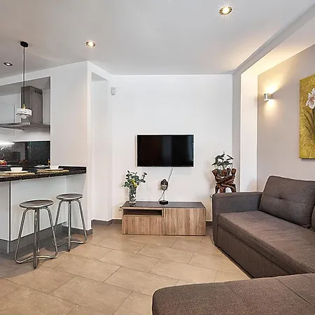 Bbarcelona Brusi Flat *